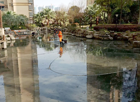 临高景观池淤泥清理